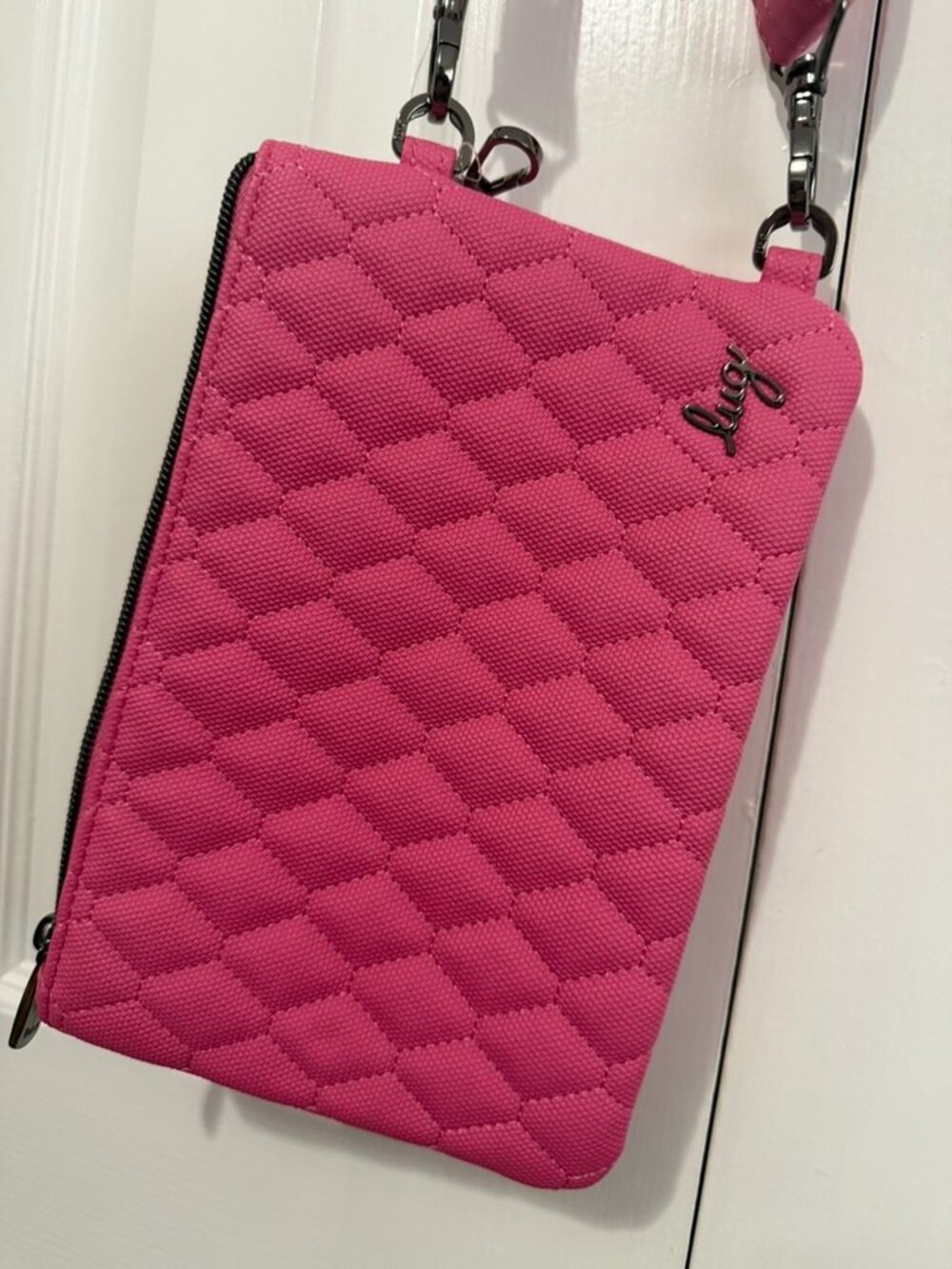 Cross Body/Wristlet Pink Bag - Picture 2 of 3